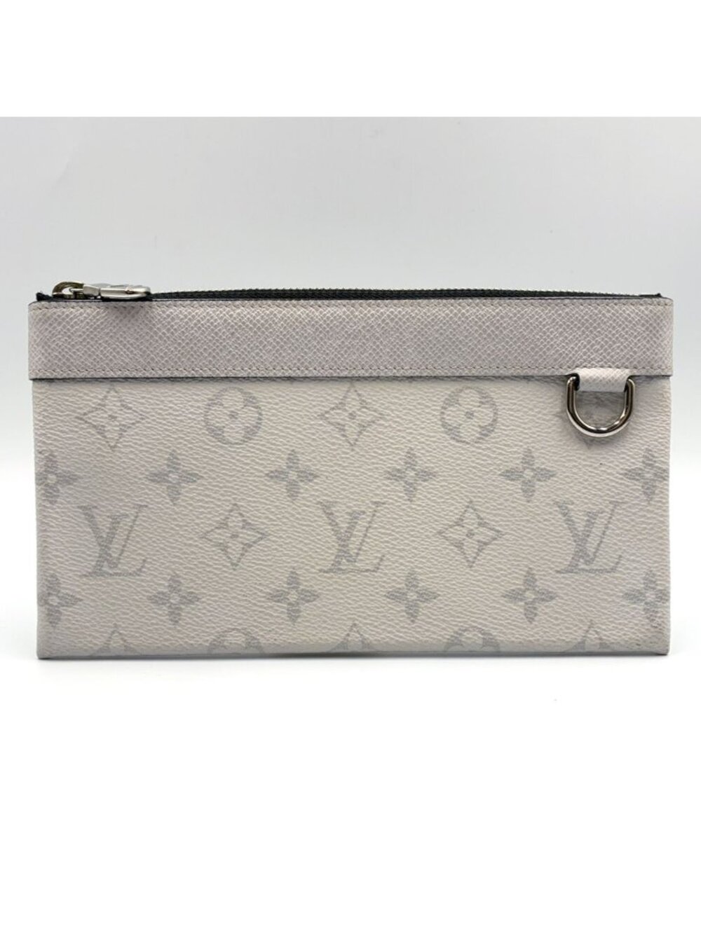 Louis Vuitton Pochette Discovery PM Leather White Pouch Silver